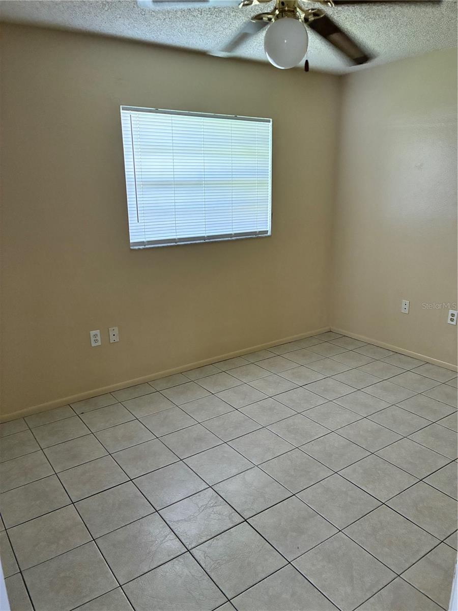 Image 25 of 27 For 6520-6522 12th Street W