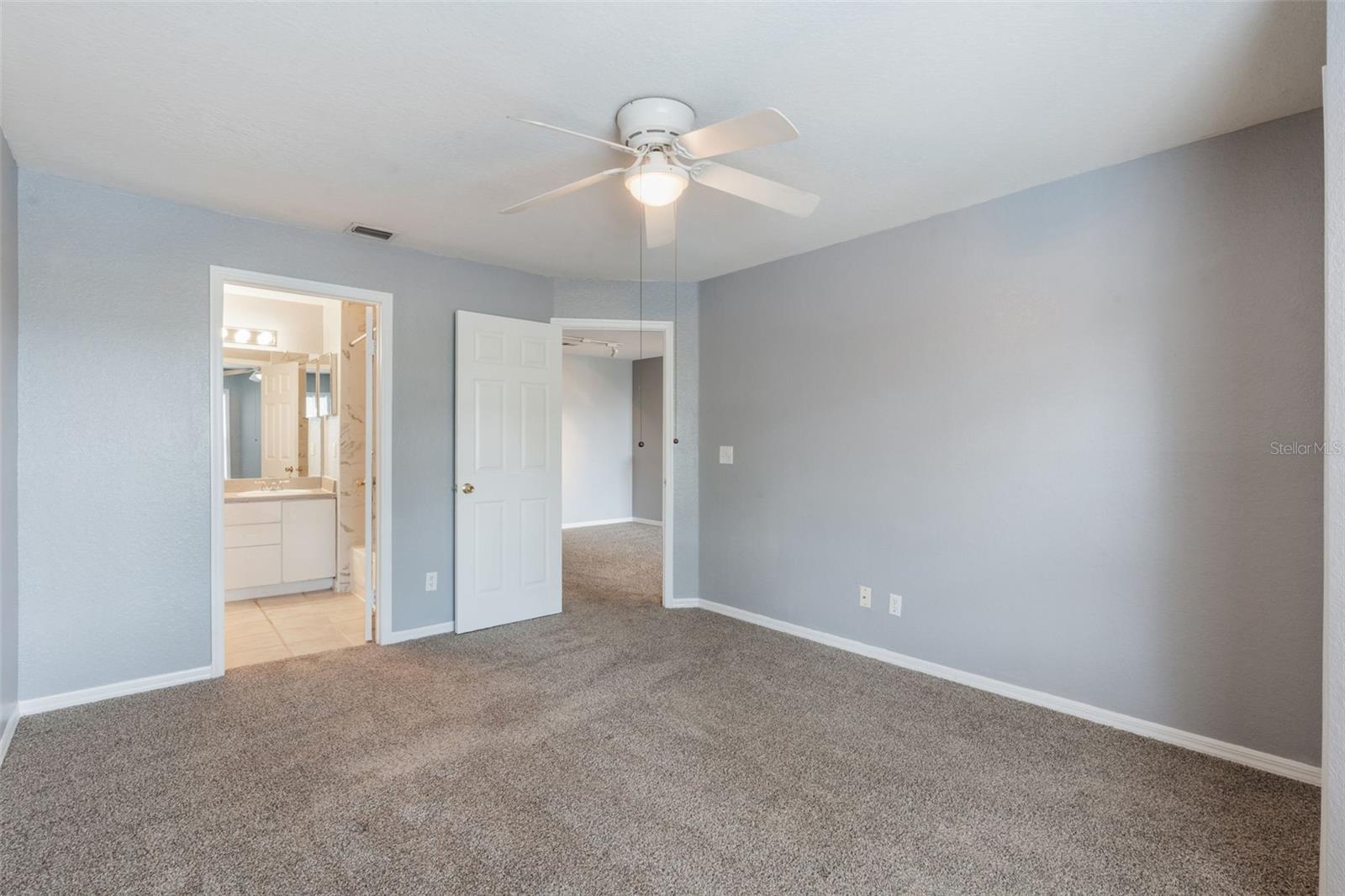 Image 18 of 42 For 7511 Seurat Street 10207