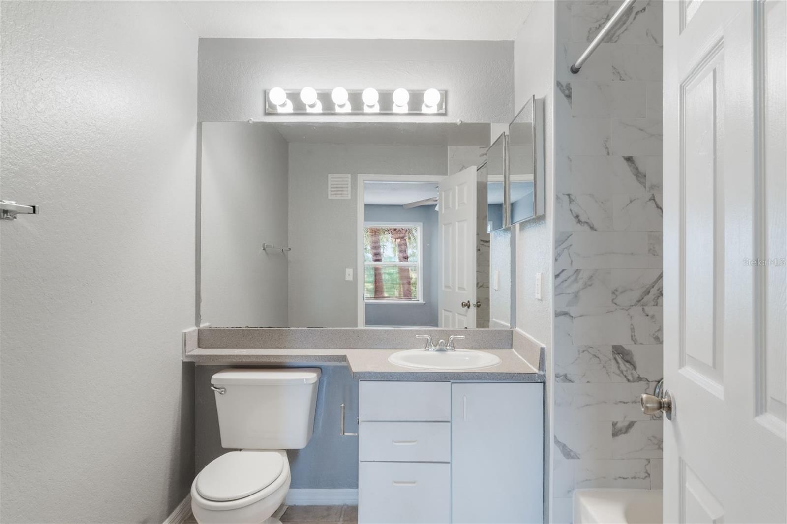 Image 19 of 42 For 7511 Seurat Street 10207