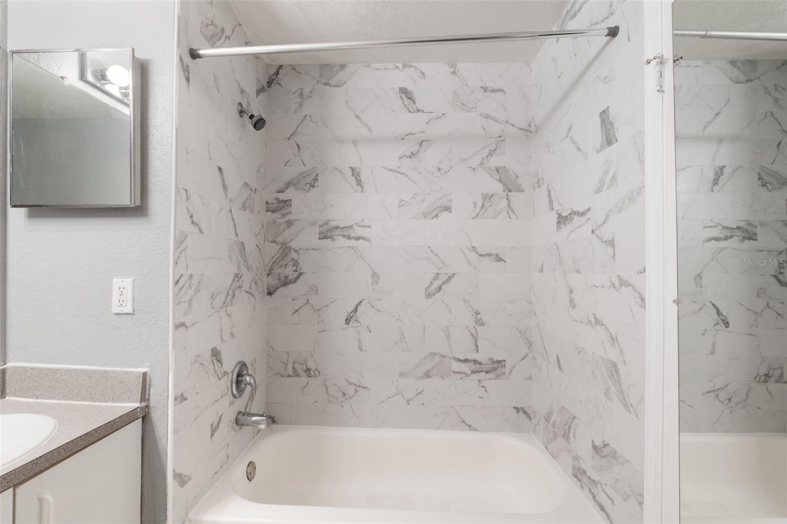 Image 20 of 42 For 7511 Seurat Street 10207