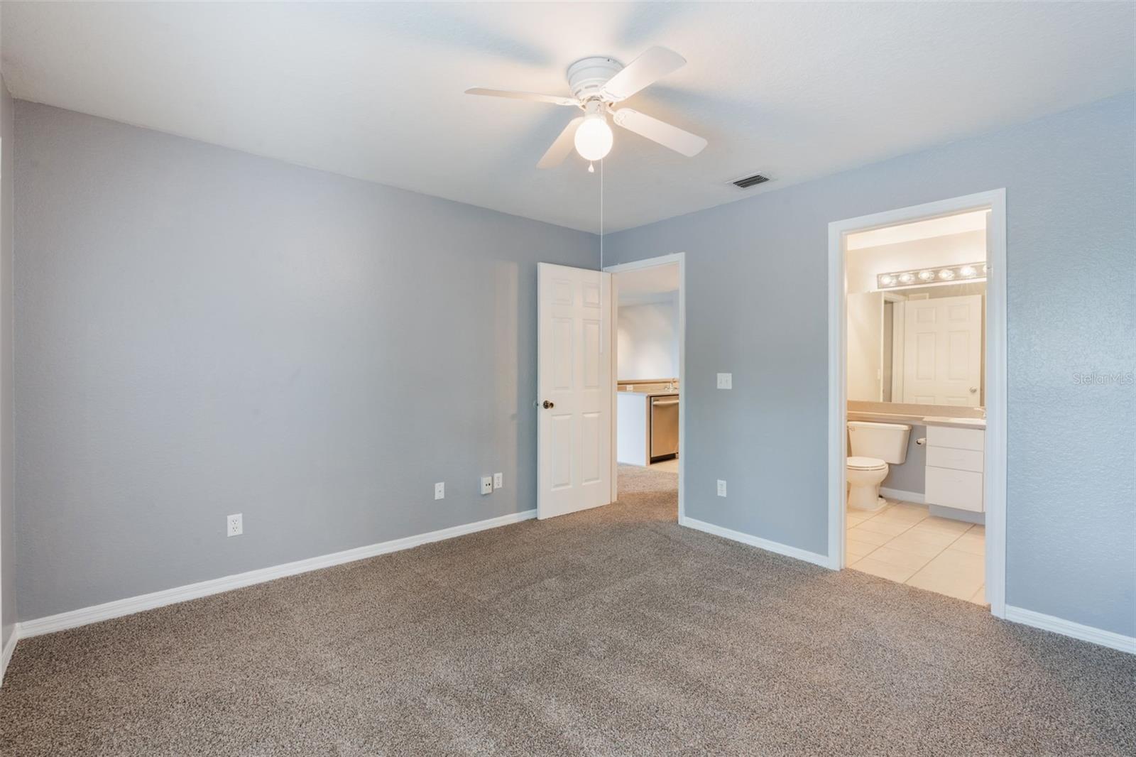 Image 22 of 42 For 7511 Seurat Street 10207