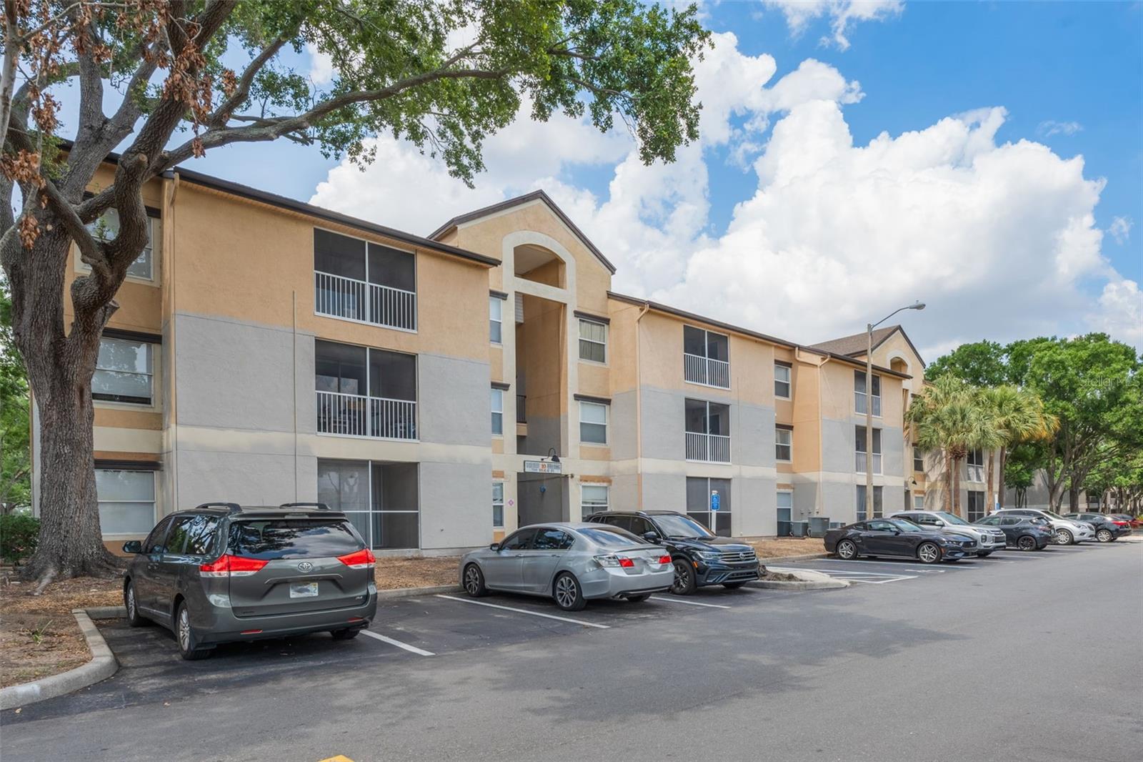 Image 3 of 42 For 7511 Seurat Street 10207