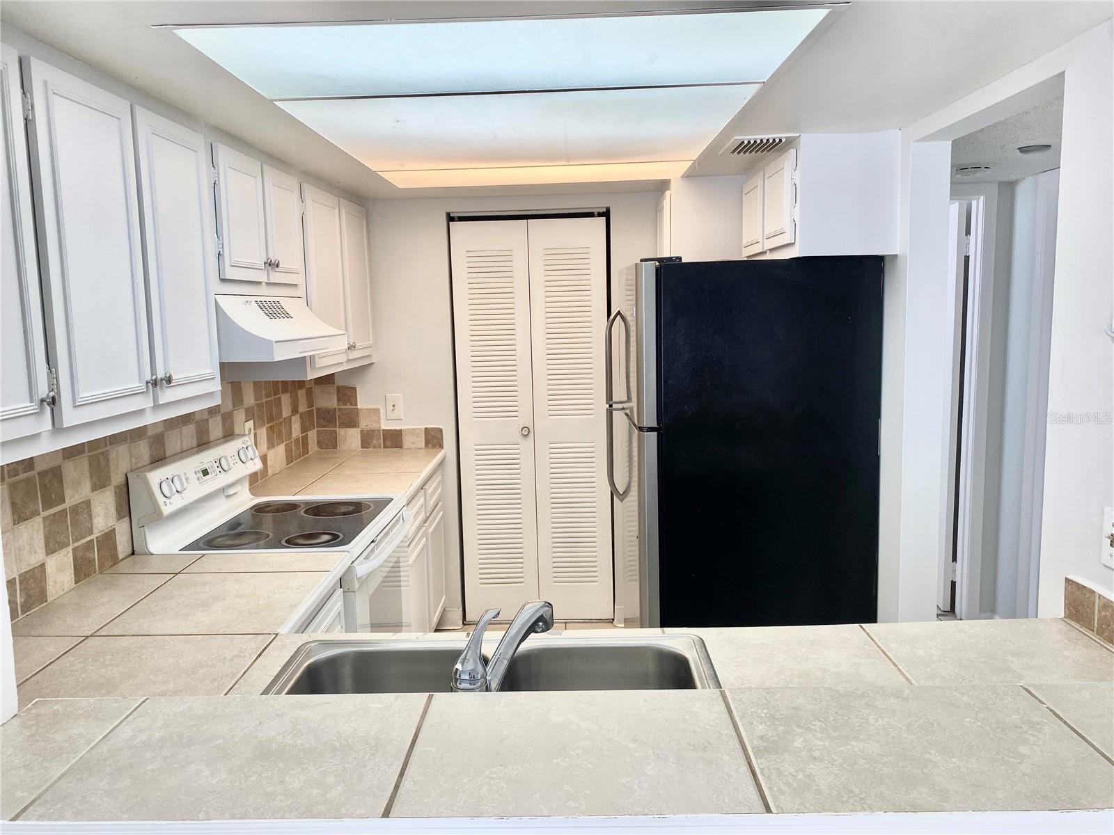 Image 7 of 17 For 2468 Citrus Club Lane 502