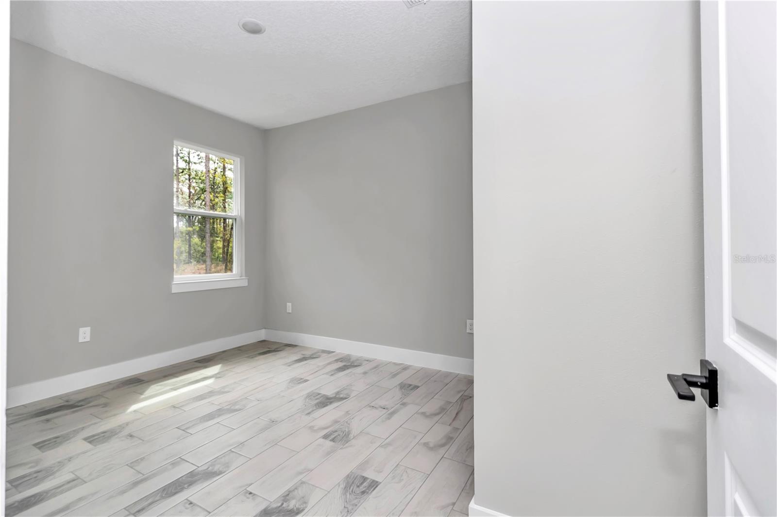Image 27 of 50 For 8202 123rd Terrace