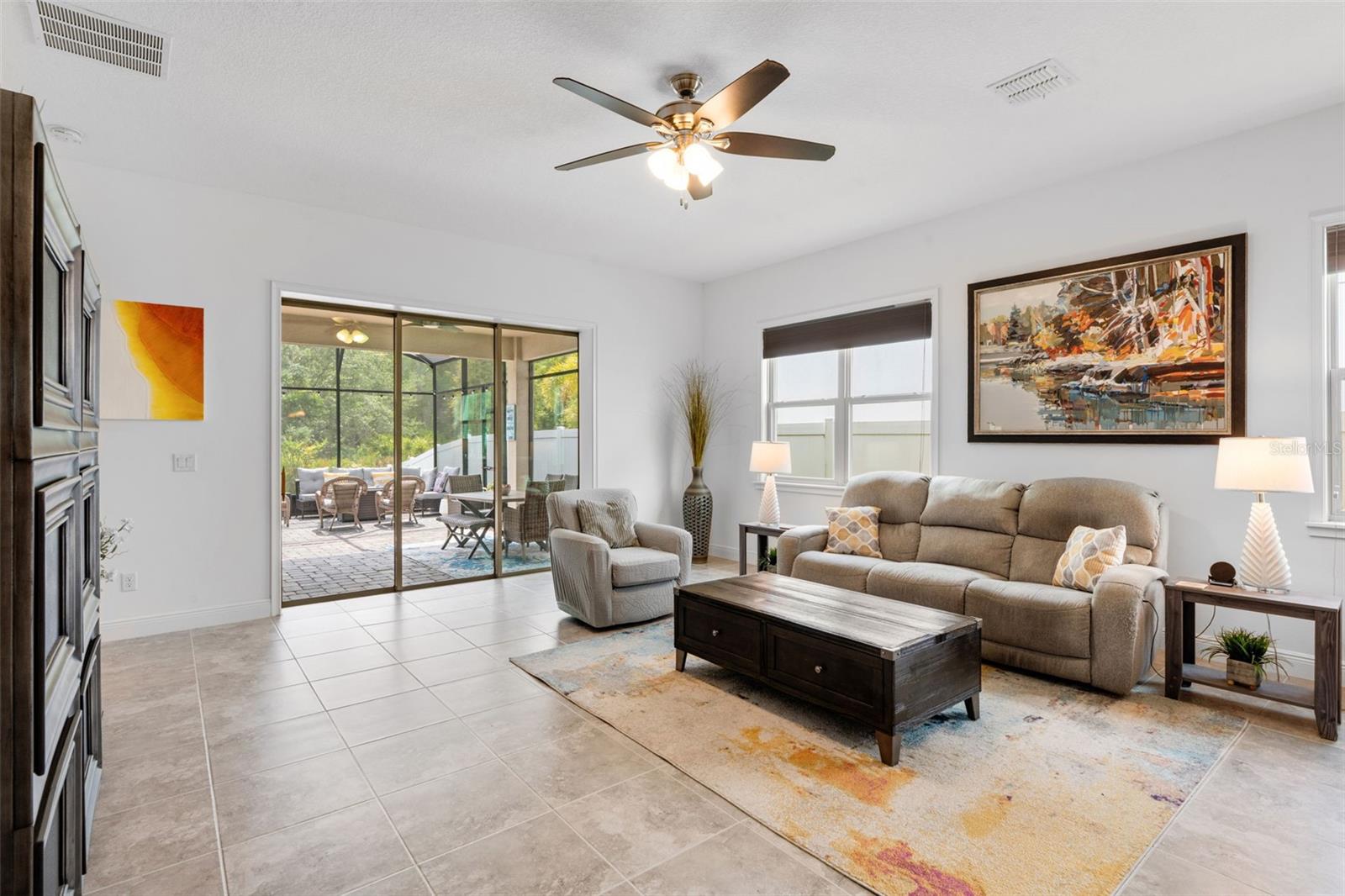 Image 11 of 42 For 14072 Alafaya Oak Bend