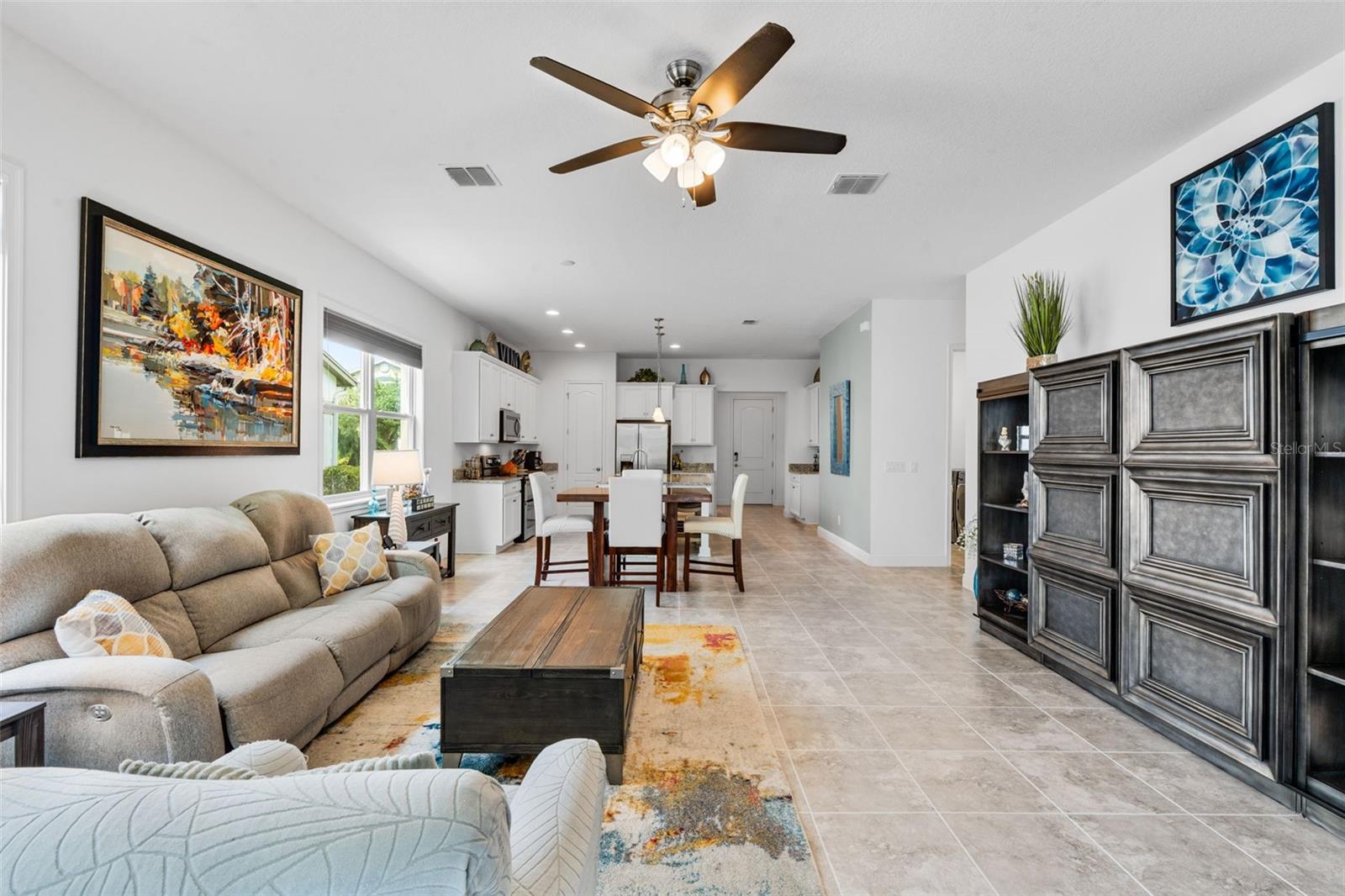 Image 14 of 42 For 14072 Alafaya Oak Bend