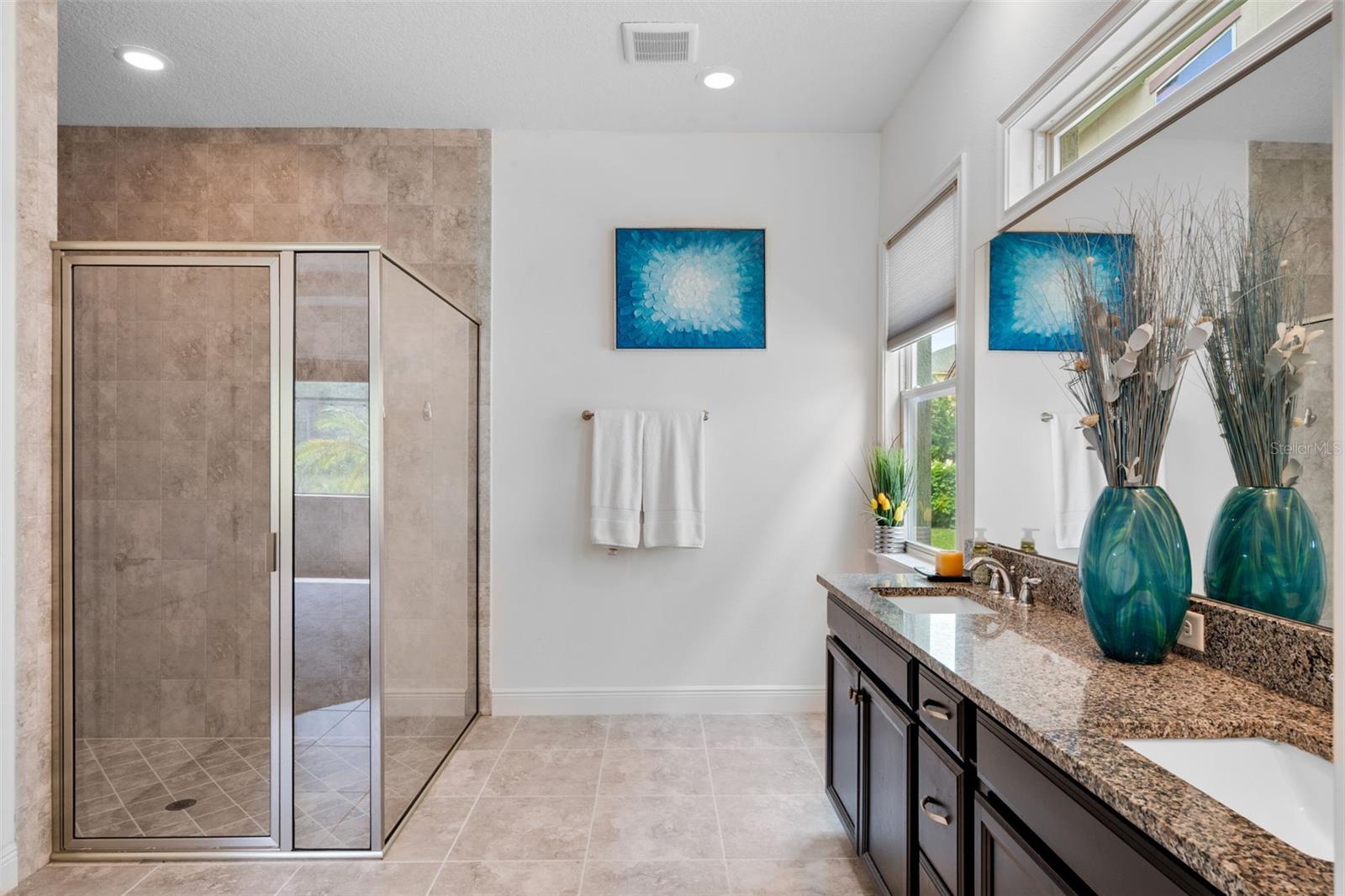 Image 20 of 42 For 14072 Alafaya Oak Bend
