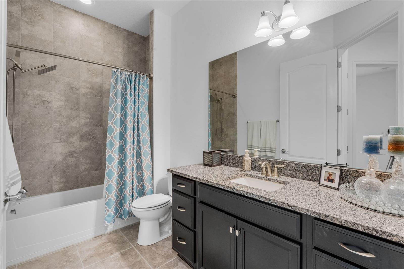 Image 23 of 42 For 14072 Alafaya Oak Bend