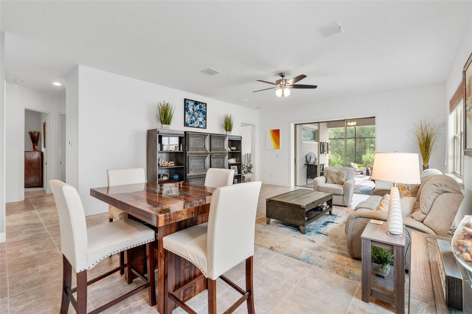 Image 9 of 42 For 14072 Alafaya Oak Bend