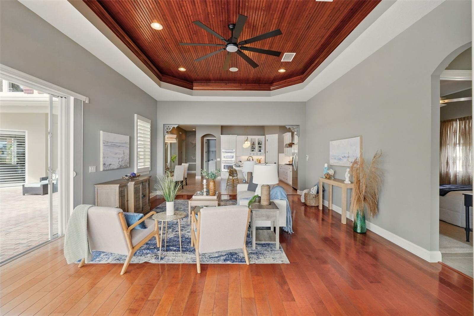 Image 20 of 84 For 5405r Merritt Island Drive