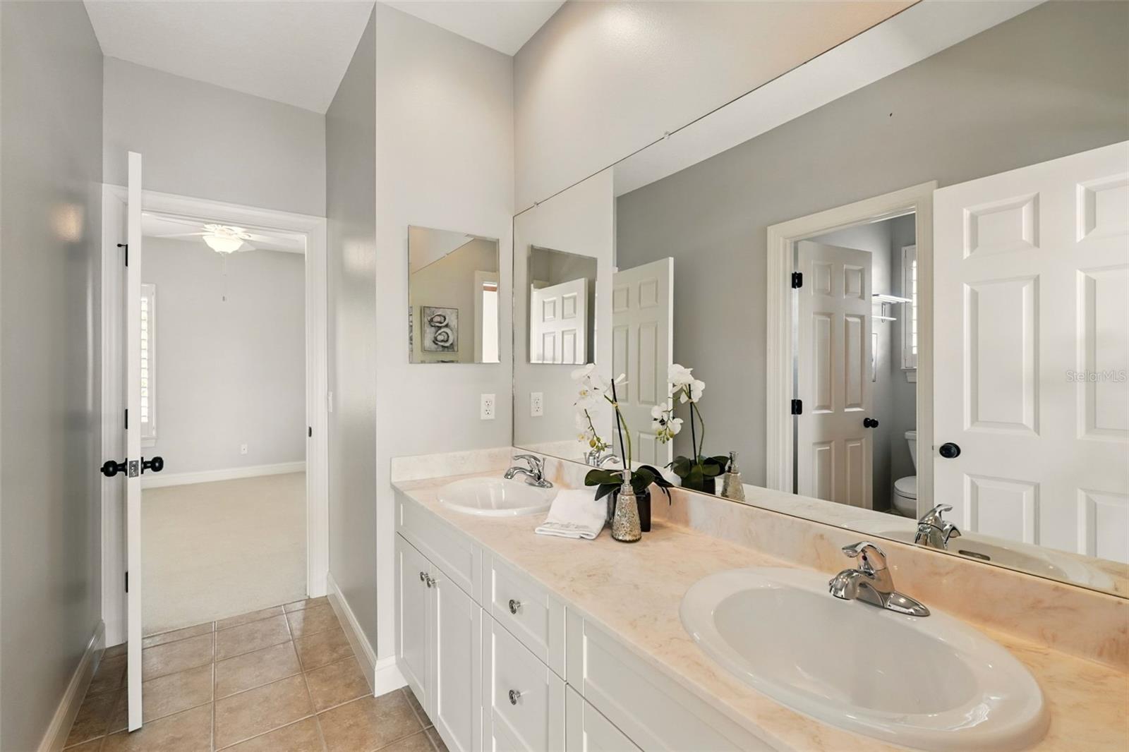 Image 39 of 84 For 5405r Merritt Island Drive
