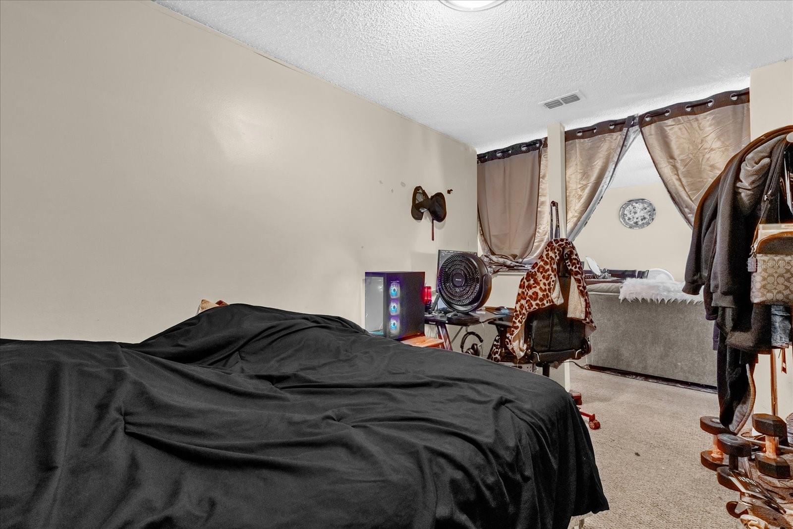 Image 14 of 22 For 4160 Pershing Pointe Place 4