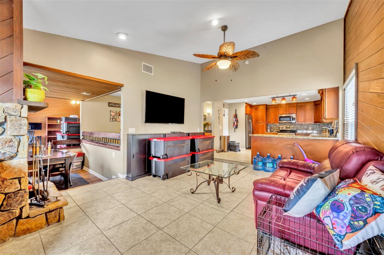 Image 10 of 32 For 150 Tarpon Circle