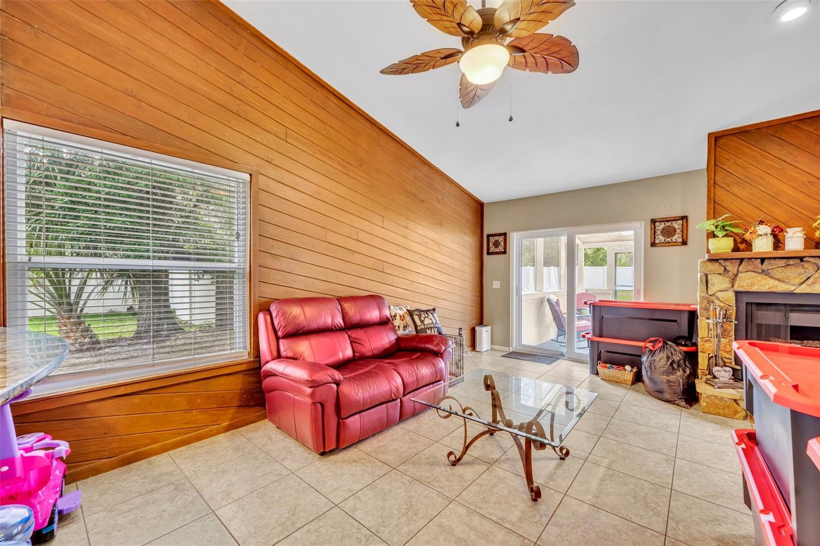 Image 11 of 32 For 150 Tarpon Circle