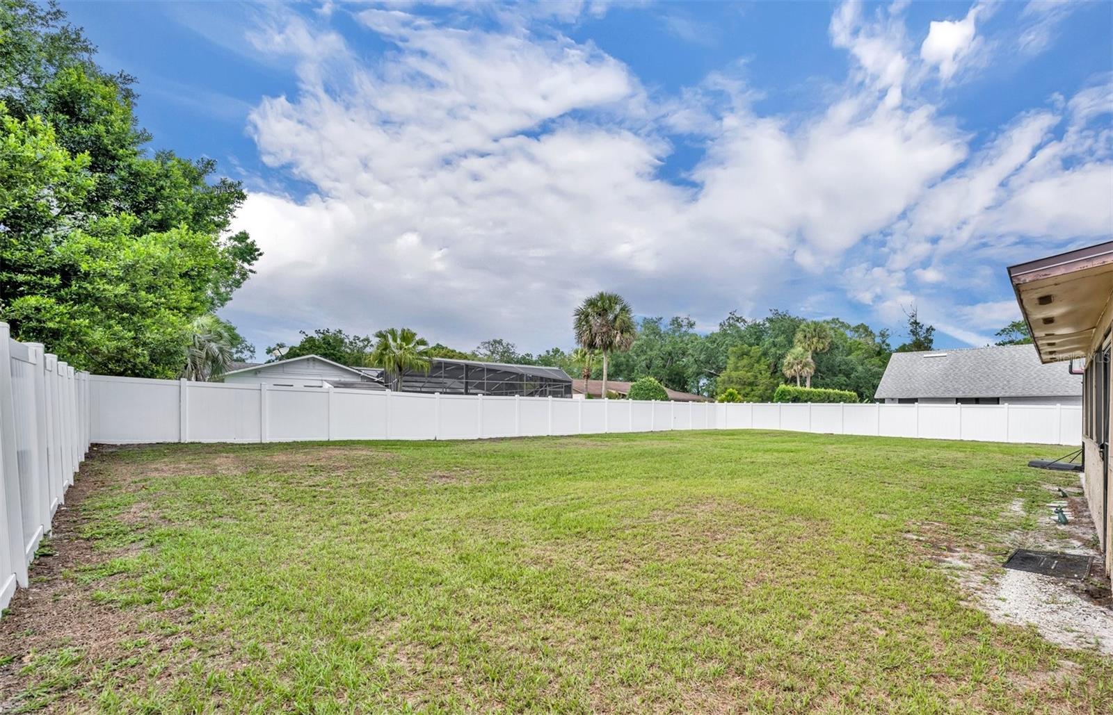 Image 28 of 32 For 150 Tarpon Circle