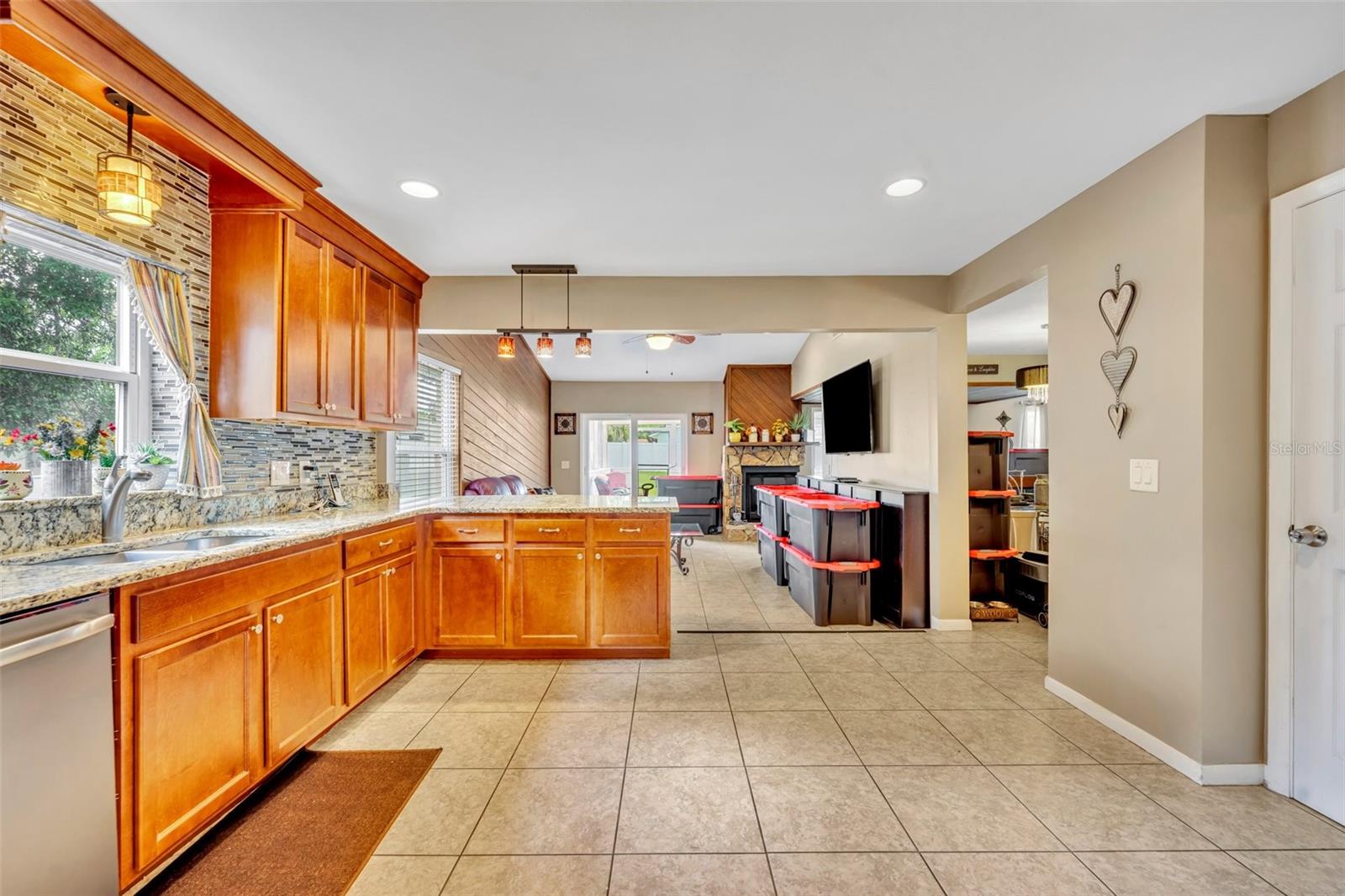 Image 8 of 32 For 150 Tarpon Circle