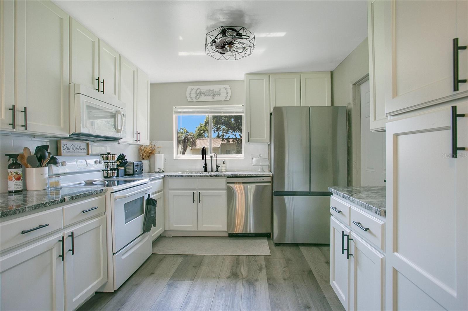Image 12 of 40 For 10148 Eventide Court