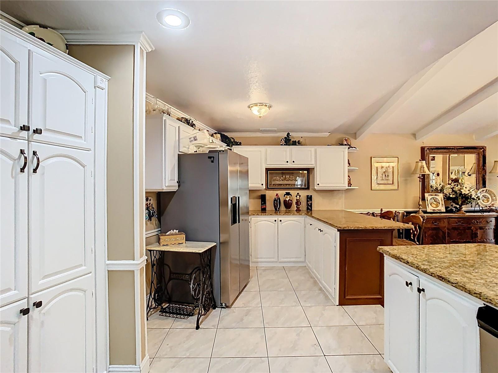 Image 22 of 97 For 5852 Medinah Way