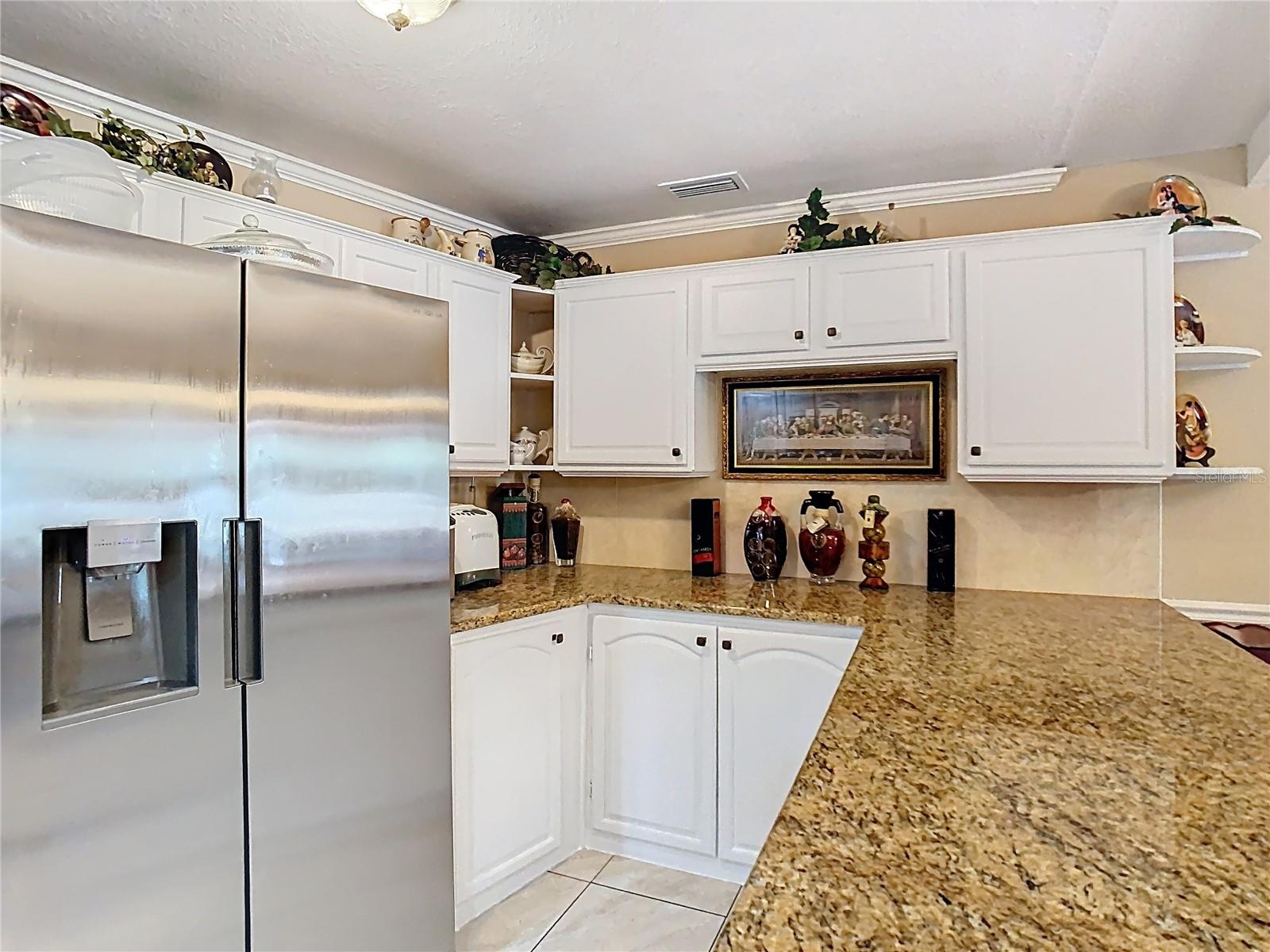 Image 24 of 97 For 5852 Medinah Way