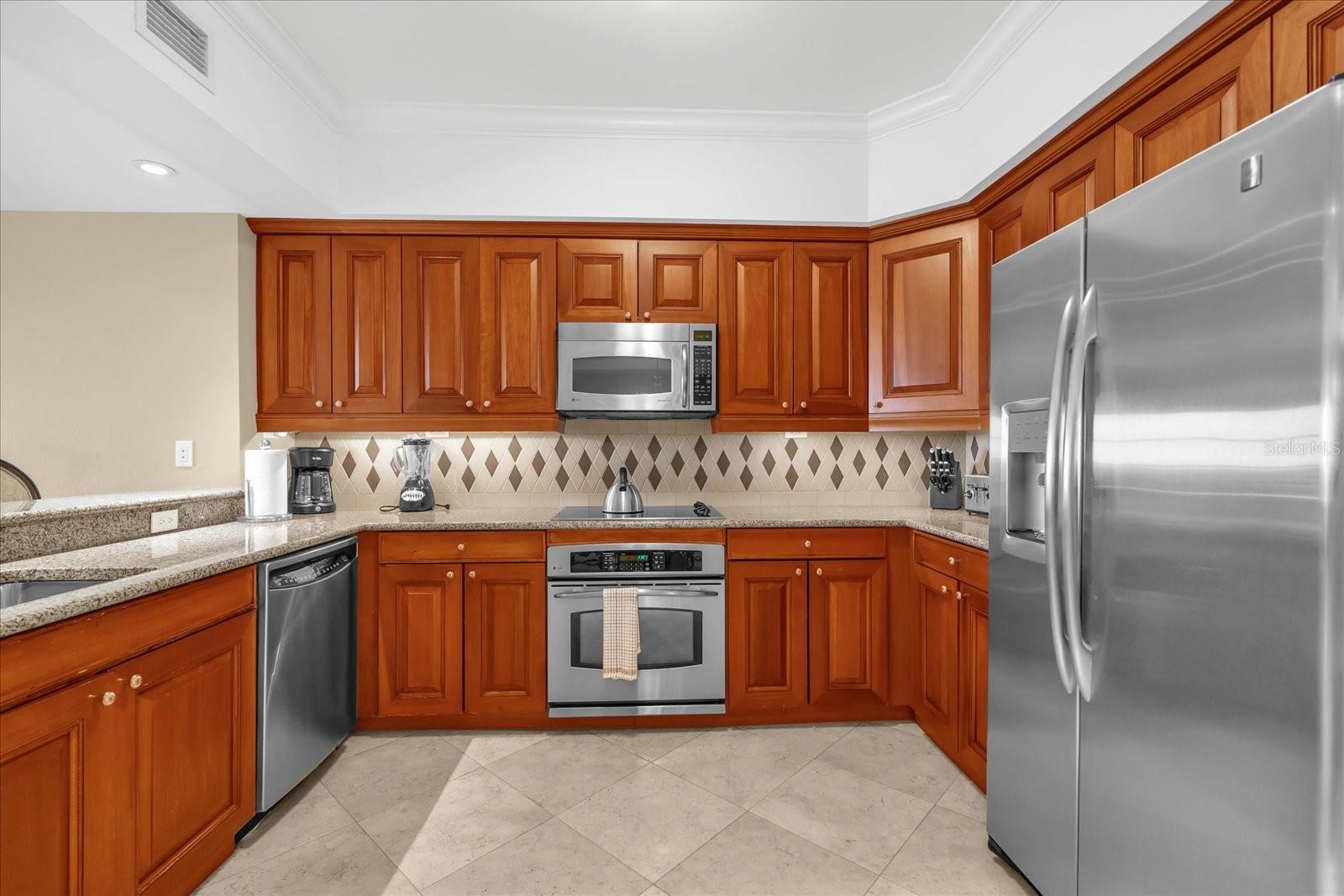 Image 7 of 41 For 7593 Gathering Drive 502