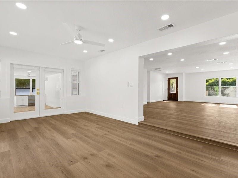 Image 19 of 61 For 625 Central Avenue