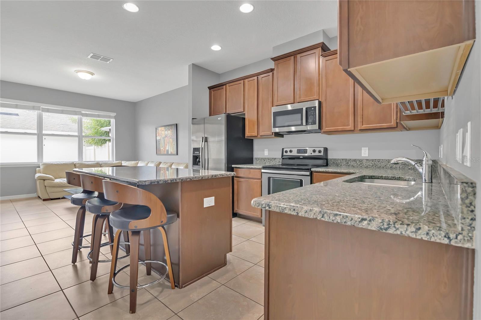 Image 5 of 24 For 7752 Rigby Street