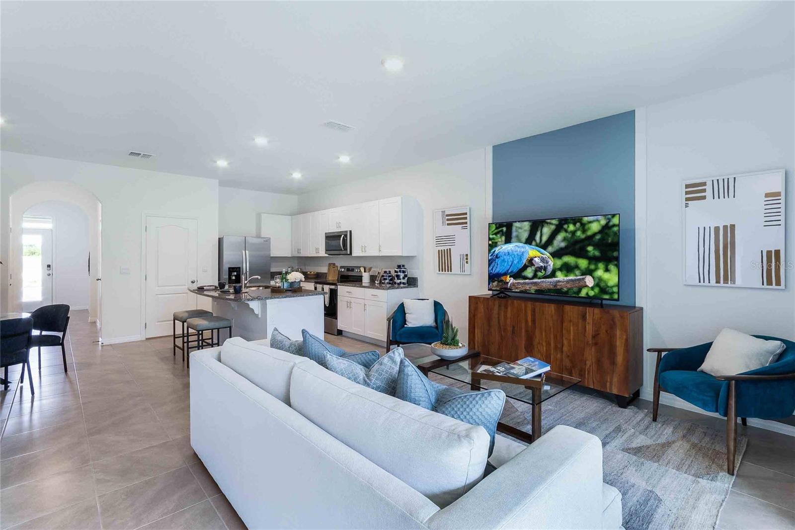 Image 11 of 37 For 1302 Isleta Loop