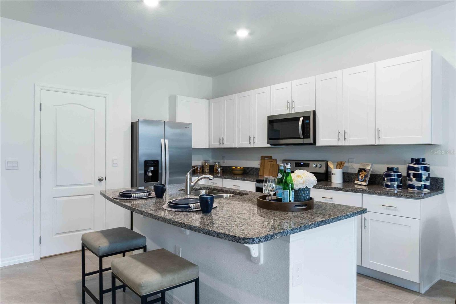 Image 6 of 37 For 1302 Isleta Loop