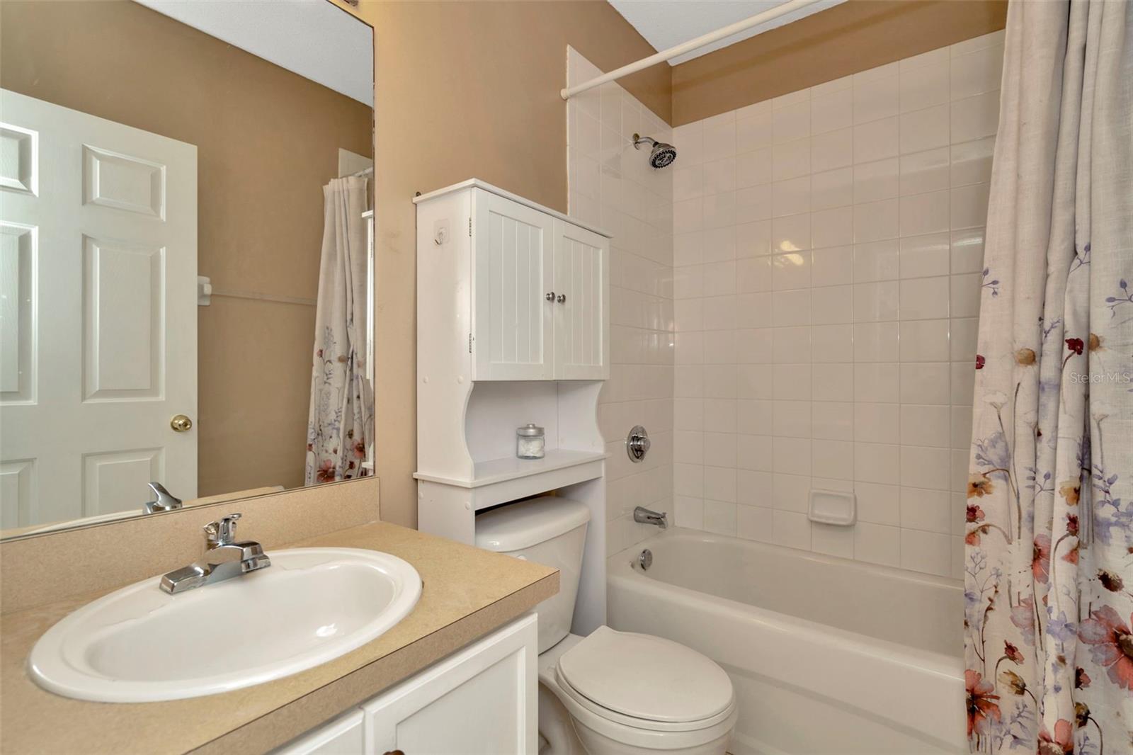 Image 10 of 39 For 10429 Heron Lake Drive