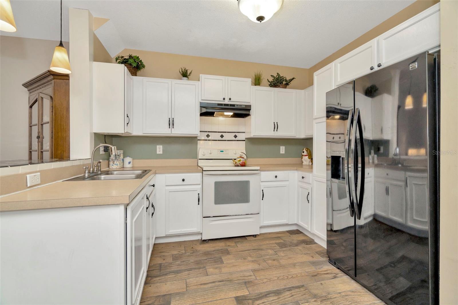 Image 15 of 39 For 10429 Heron Lake Drive