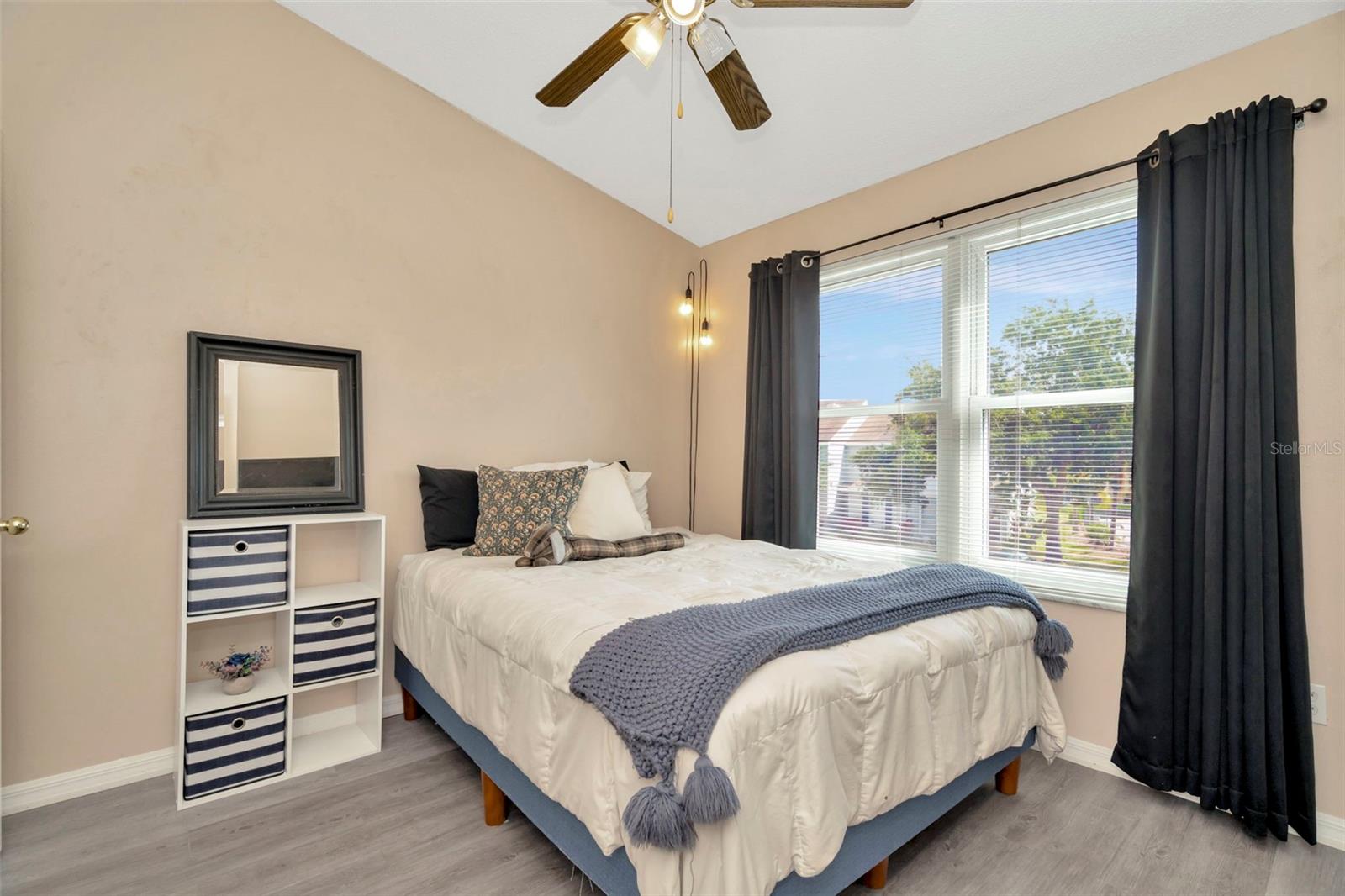 Image 22 of 39 For 10429 Heron Lake Drive