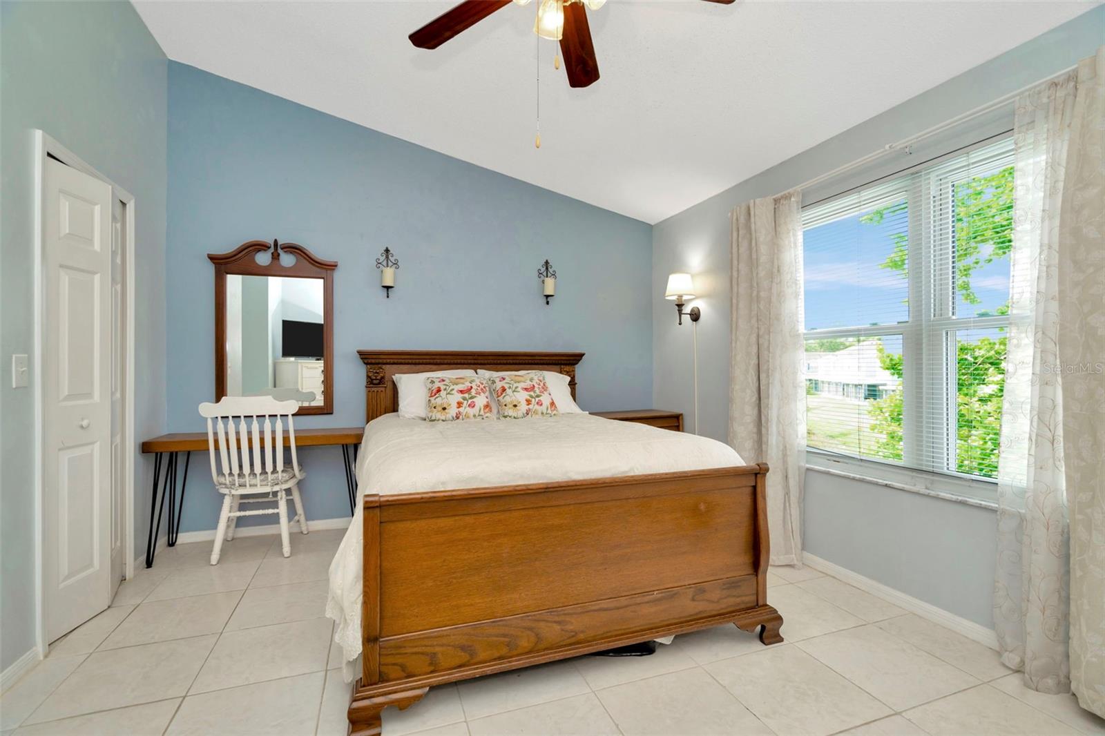 Image 26 of 39 For 10429 Heron Lake Drive
