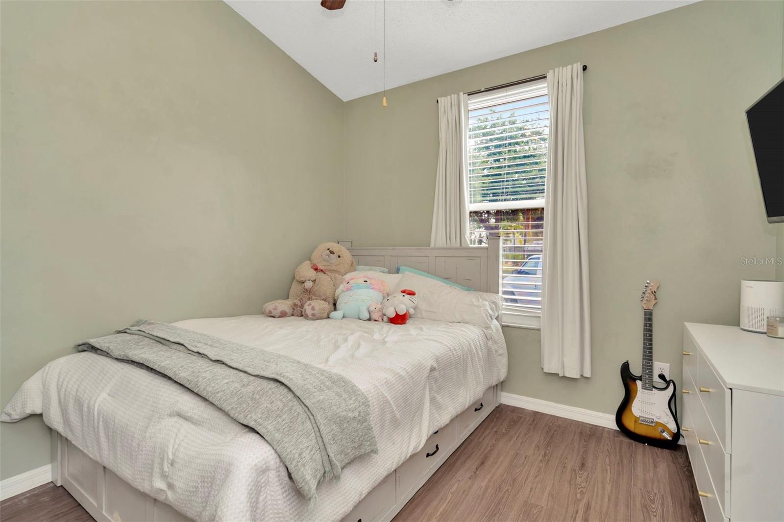 Image 8 of 39 For 10429 Heron Lake Drive