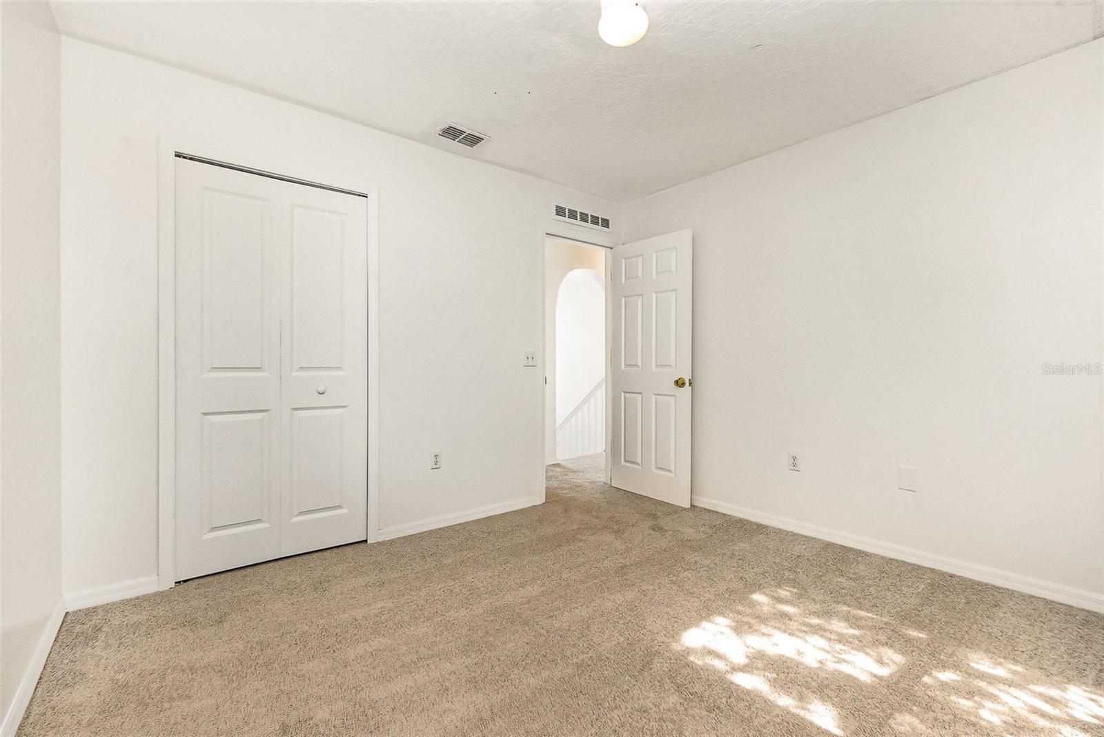 Image 15 of 29 For 9532 Water Fern Circle