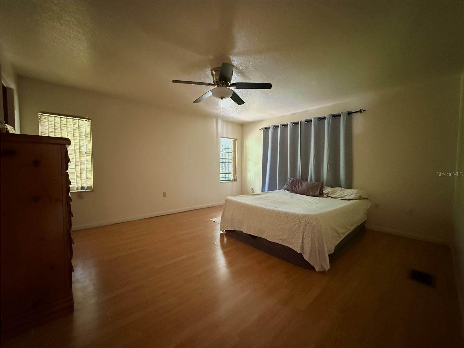 Image 10 of 32 For 4981 Lake Cecile Drive