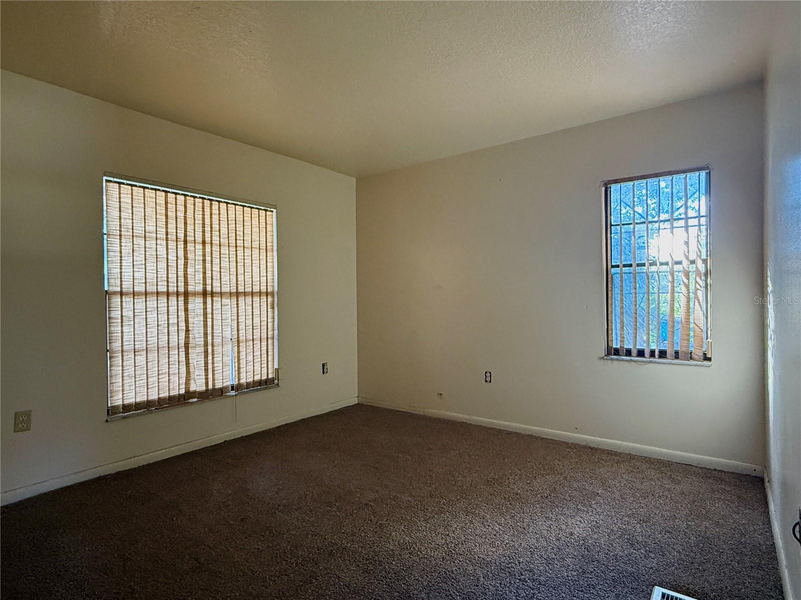 Image 14 of 32 For 4981 Lake Cecile Drive