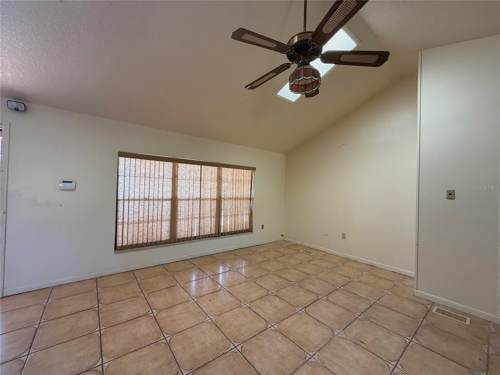 Image 6 of 32 For 4981 Lake Cecile Drive