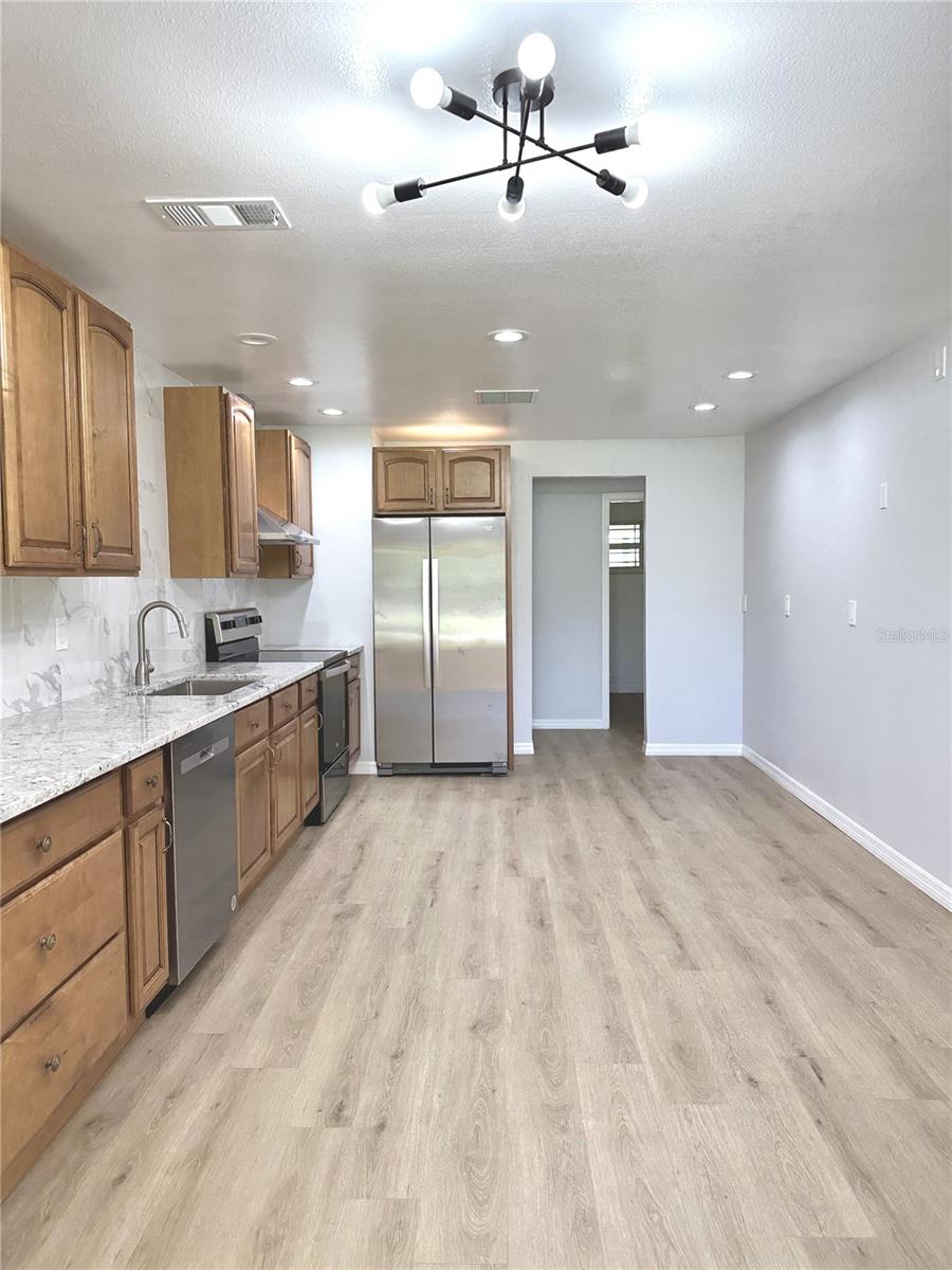 Image 13 of 33 For 2849 Longleaf Court