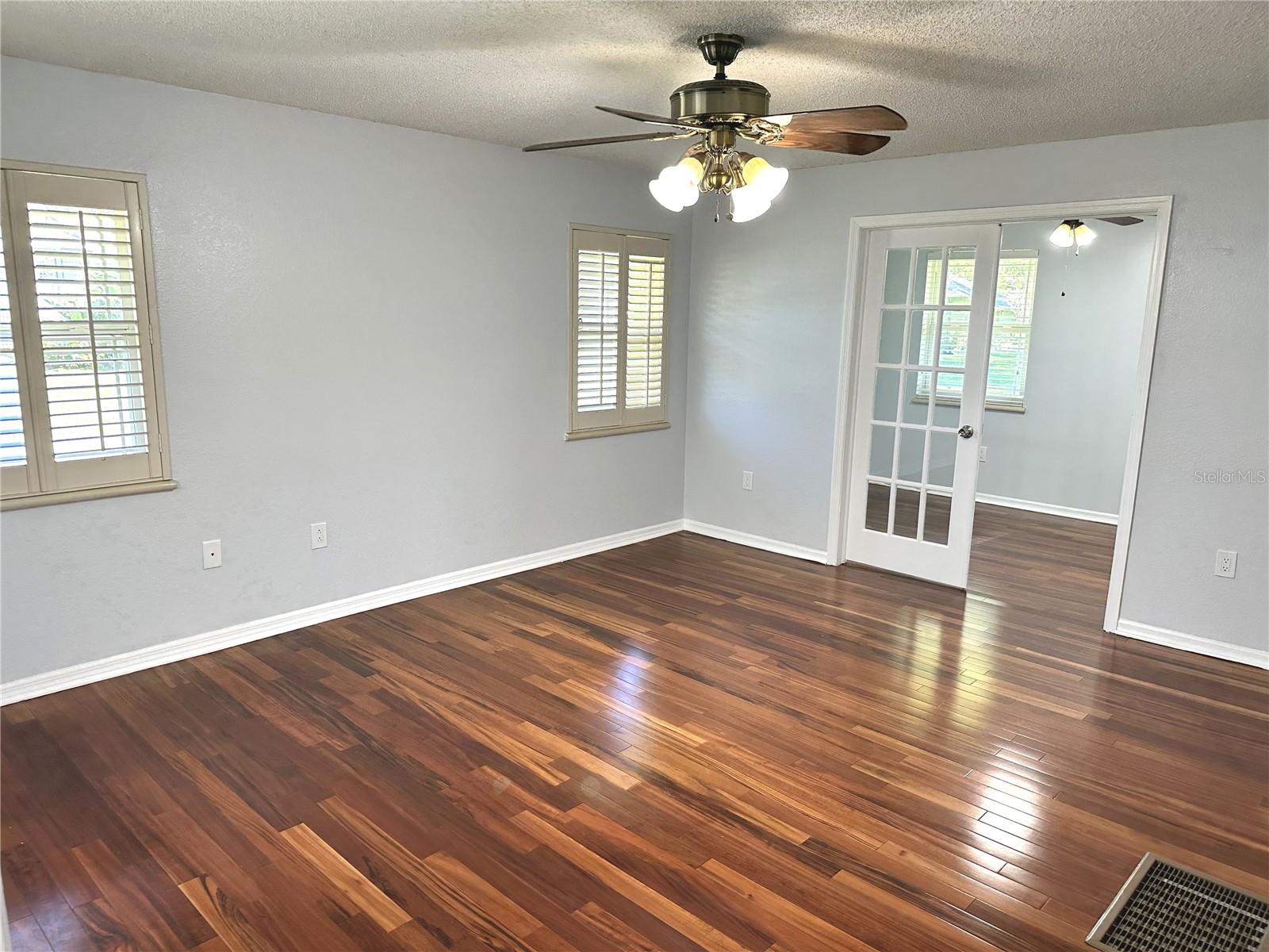 Image 19 of 33 For 2849 Longleaf Court