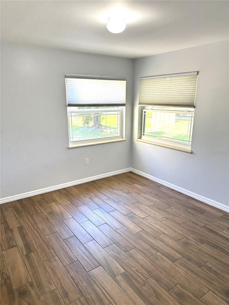 Image 24 of 33 For 2849 Longleaf Court