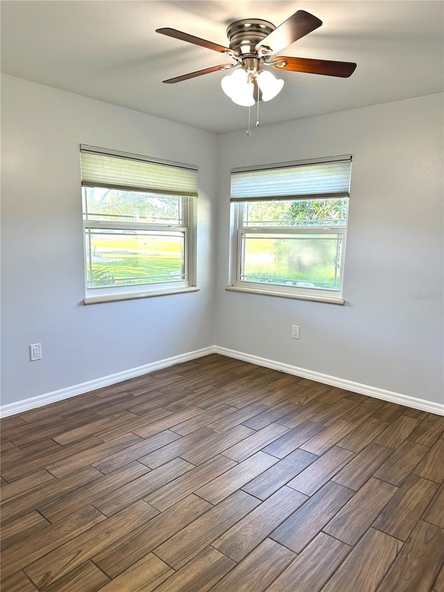 Image 26 of 33 For 2849 Longleaf Court