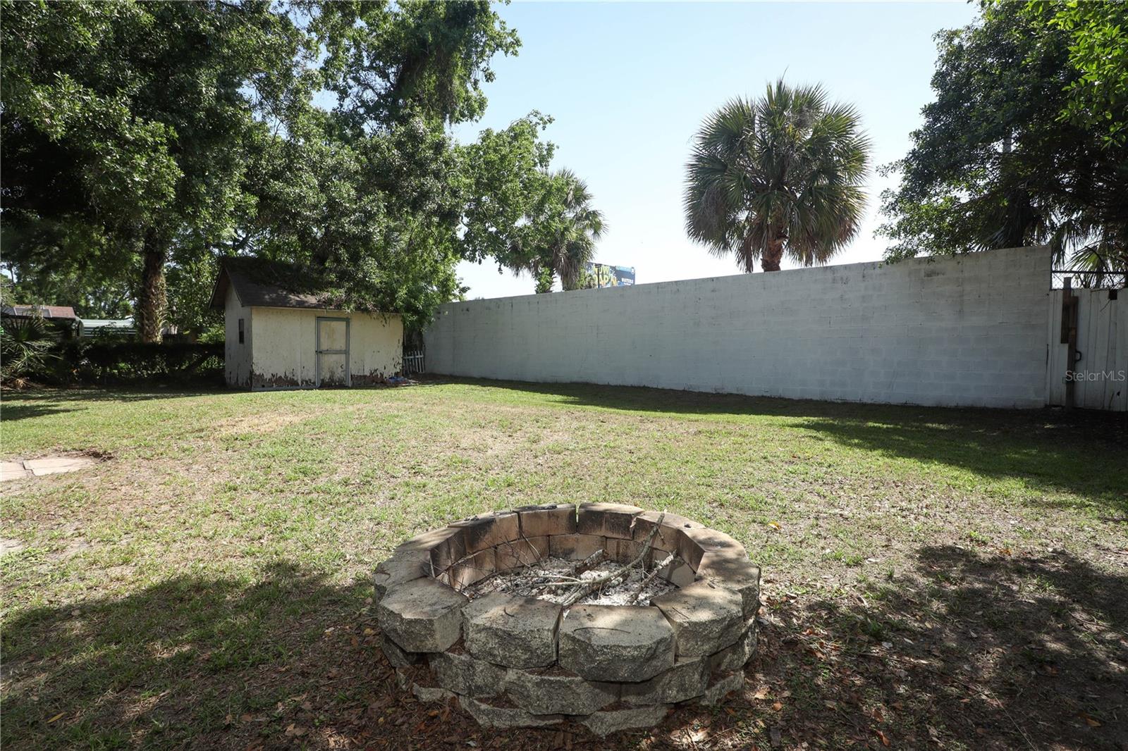 Image 39 of 43 For 707 Solandra Drive