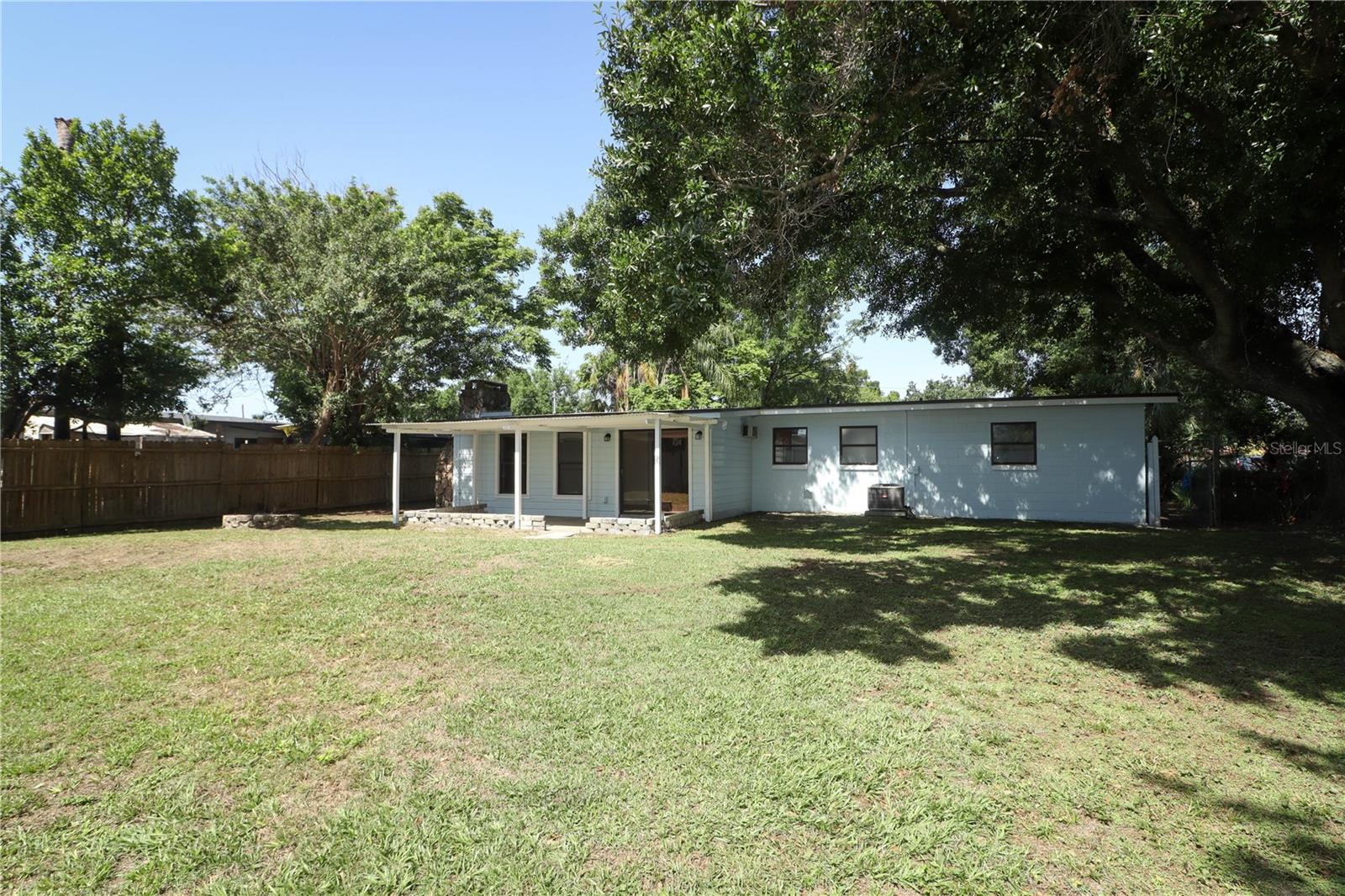 Image 41 of 43 For 707 Solandra Drive