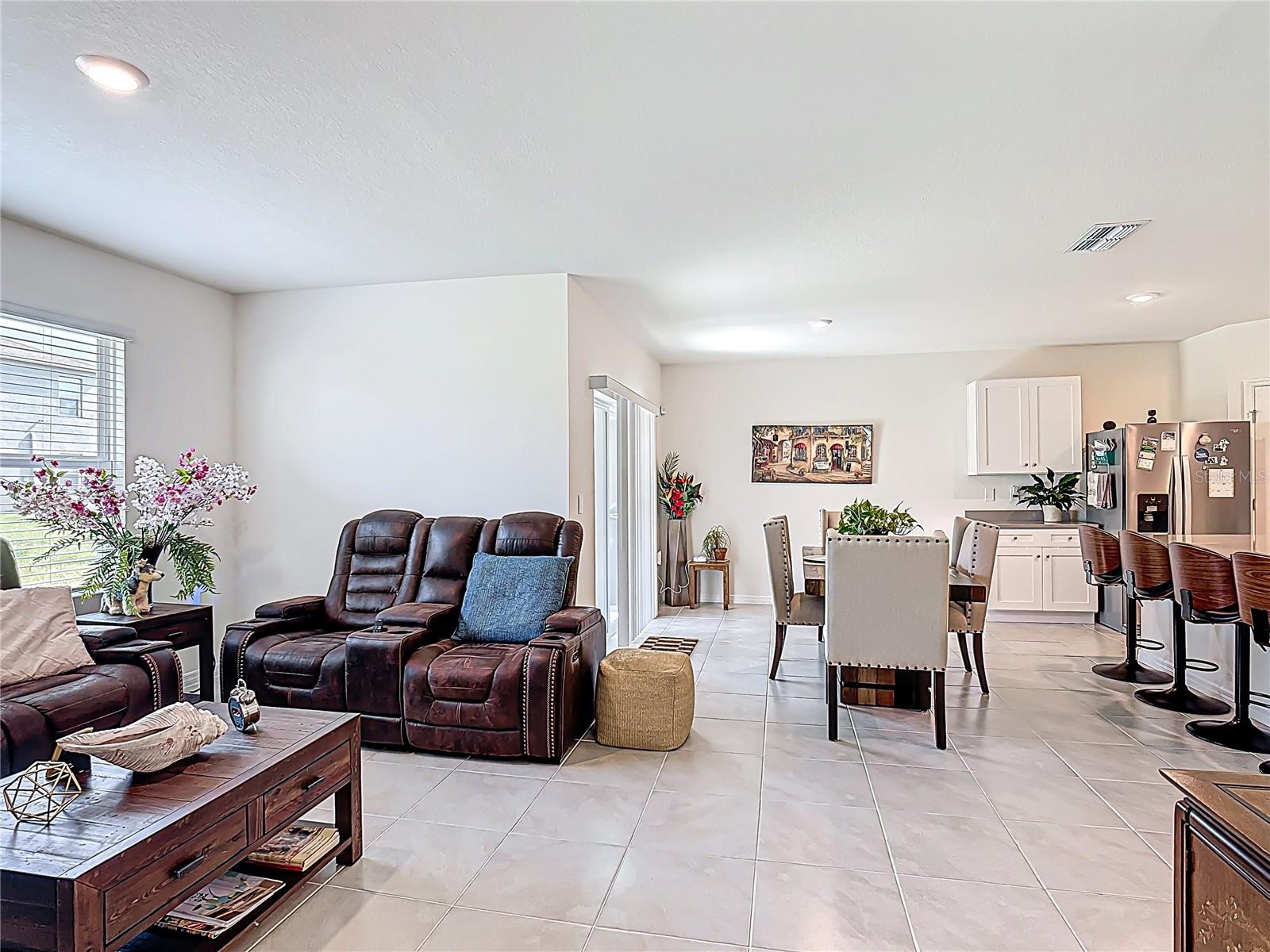 Image 10 of 38 For 3354 Aruba Way