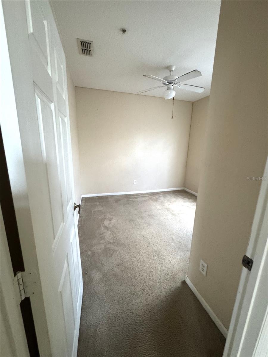 Image 14 of 32 For 582 Brantley Terrace Way 204