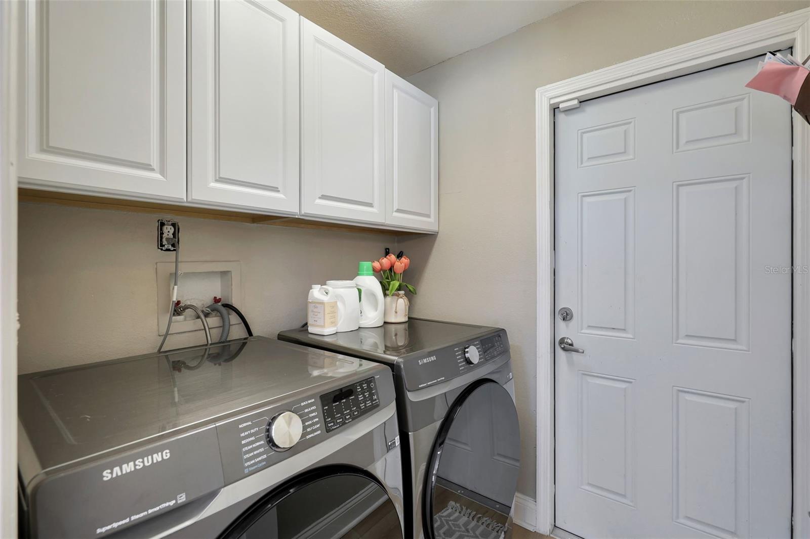 Image 11 of 41 For 7668 Holly Oak Court