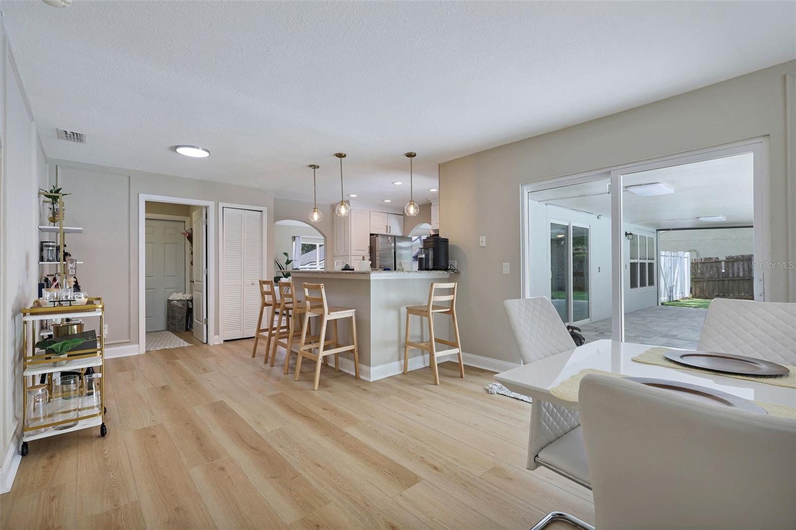 Image 12 of 41 For 7668 Holly Oak Court