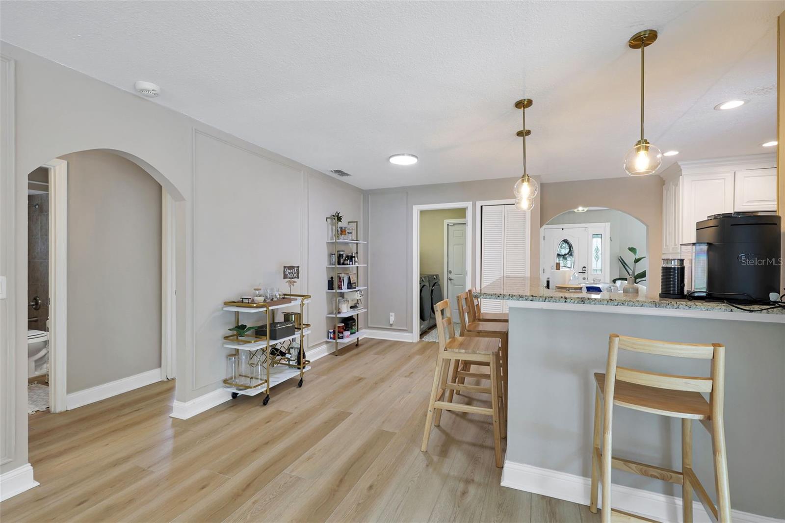 Image 14 of 41 For 7668 Holly Oak Court
