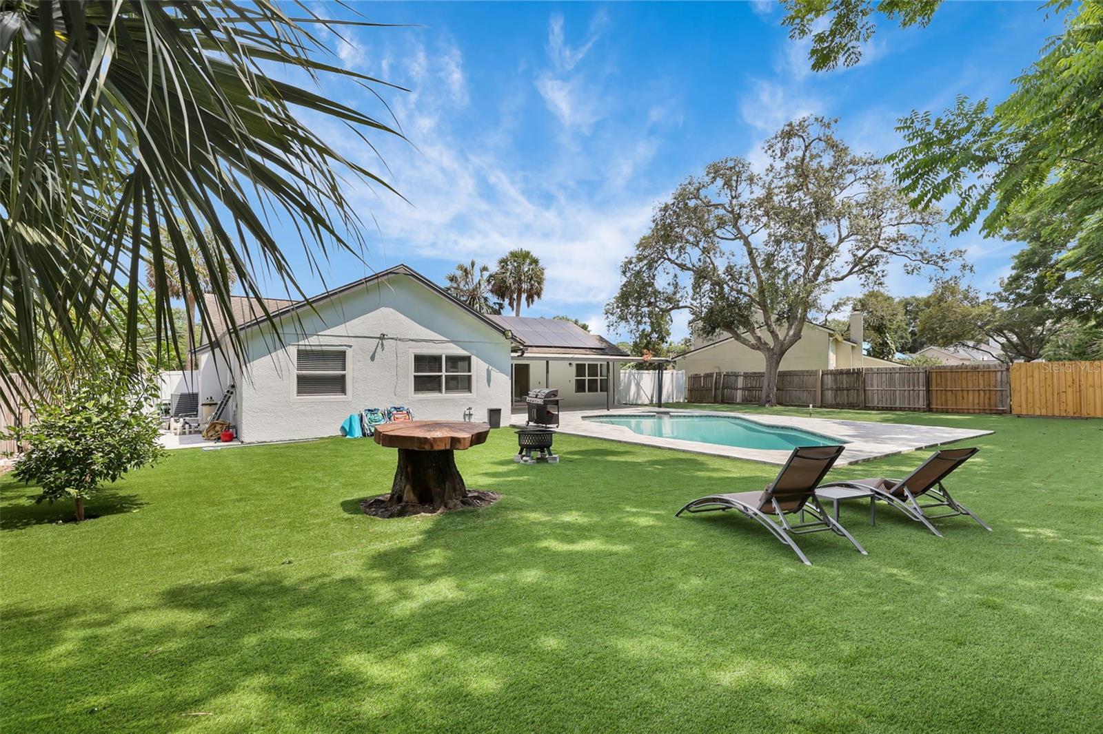 Image 38 of 41 For 7668 Holly Oak Court