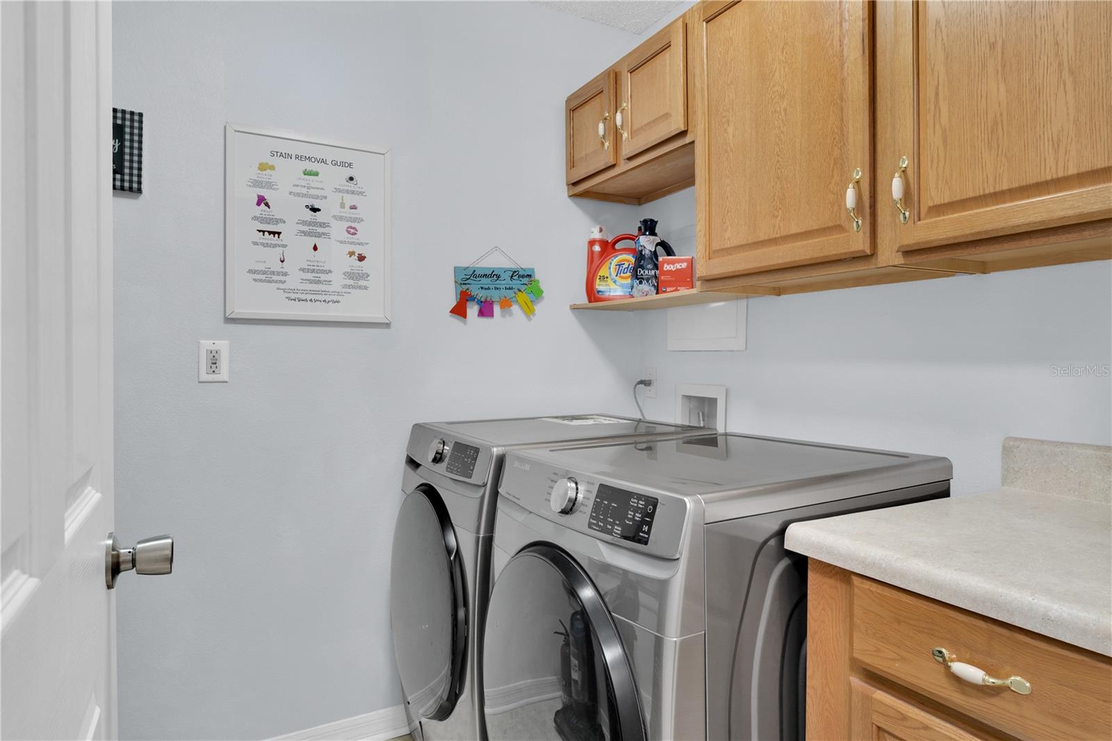 Image 10 of 29 For 5395 Dover Village Lane 305